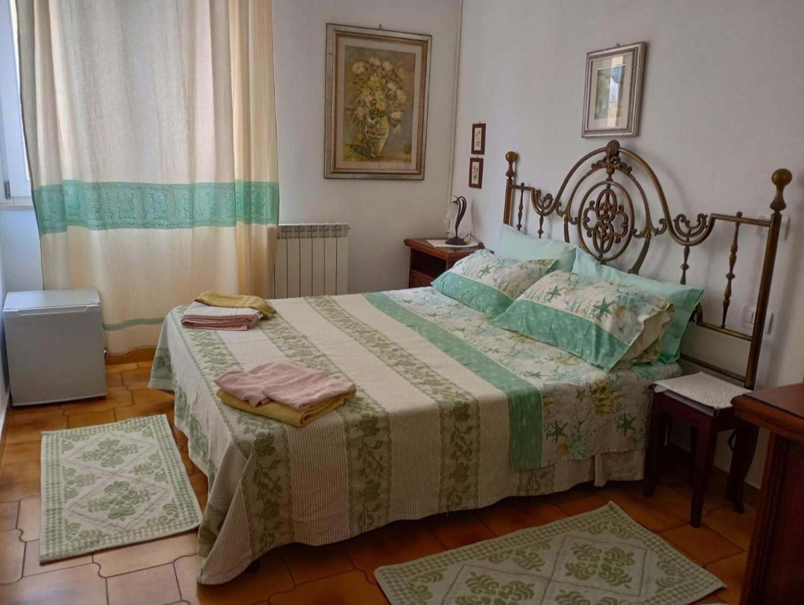 B&B Guest House Il Porto Vecchio Stintino Exteriör bild
