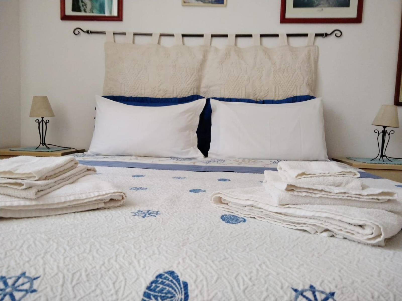 B&B Guest House Il Porto Vecchio Stintino Exteriör bild